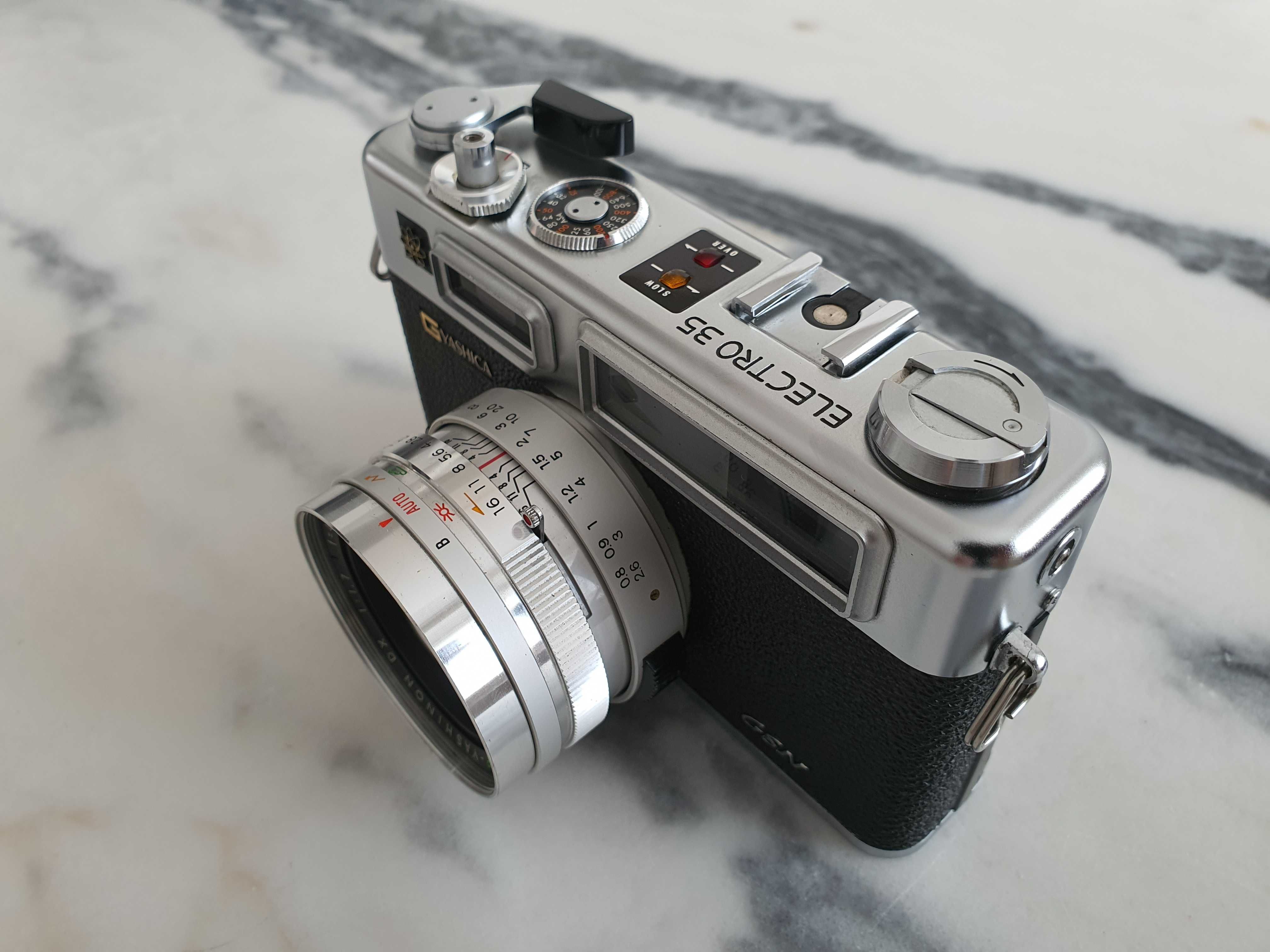 Câmera Fotográfica _ Yashica Electro 35 GSN _ MINT