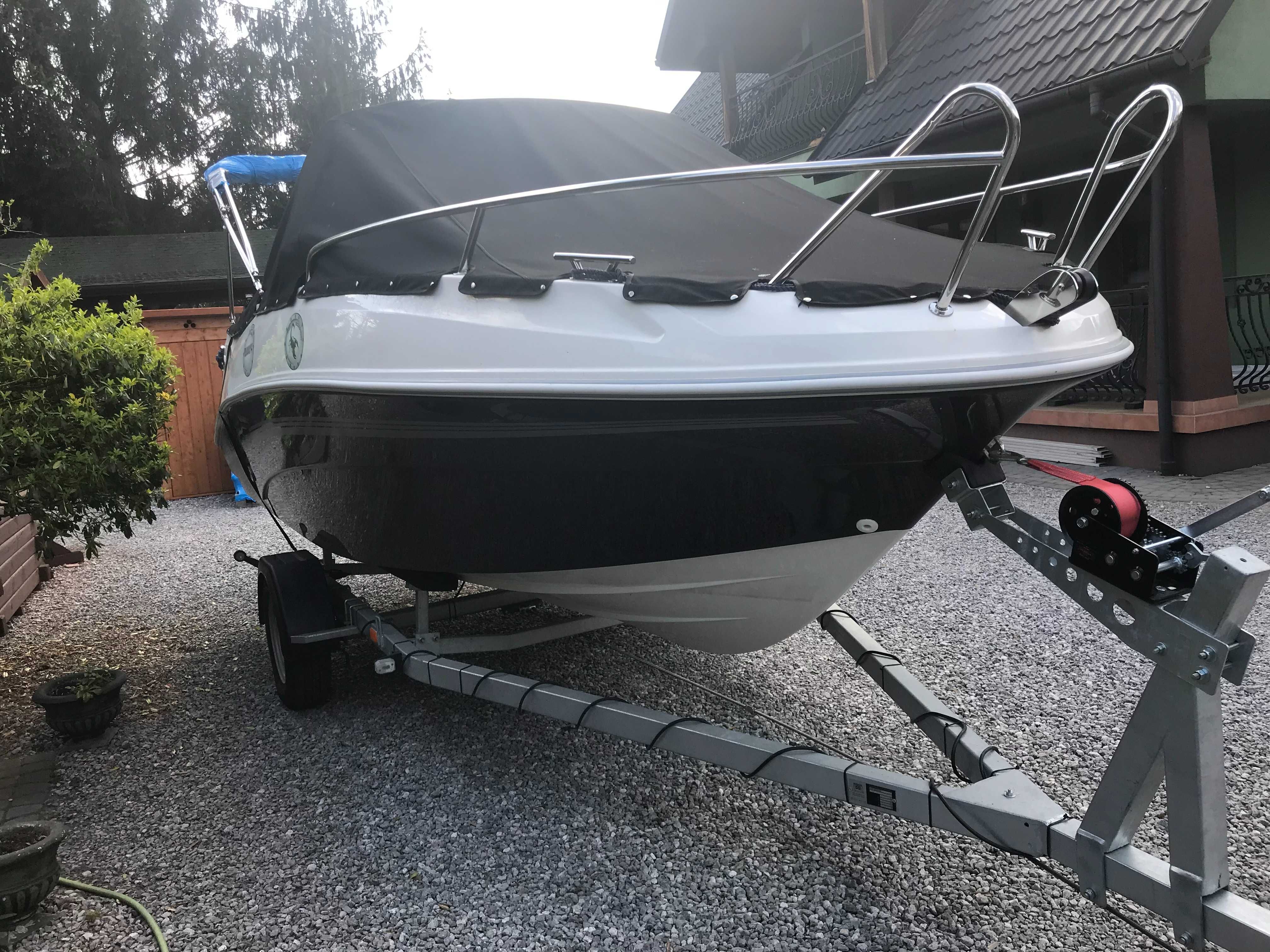 Łódź motorowa QX565 SUNDECK 2021