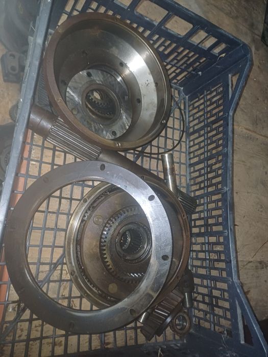 Skrzynia Dynashift massey ferguson 8150 ares 710 MF8220