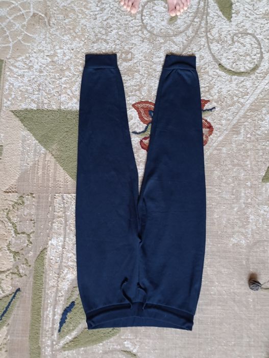 Продам теплые спортивные штаны унисекс р S