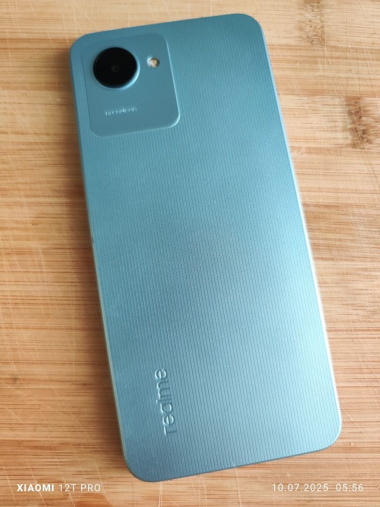 Продам  телефон  realme c30s