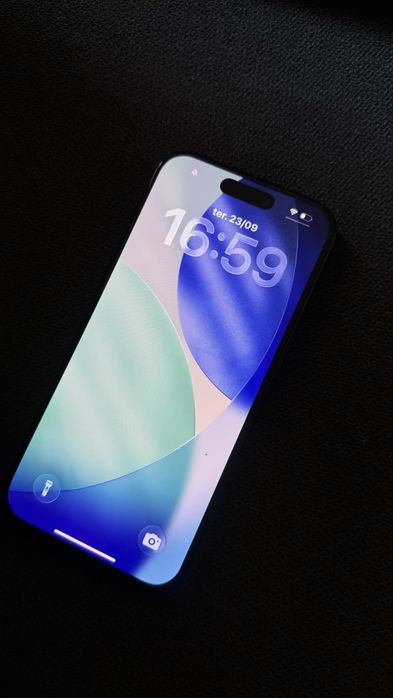 IPHONE 15 pro 128g 600