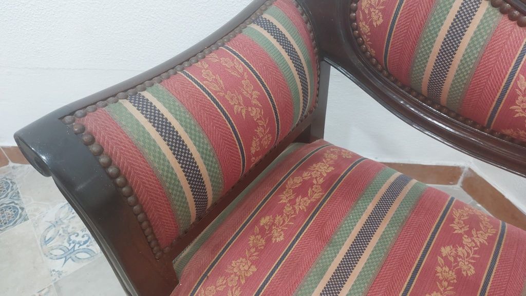 Namoradeira Banqueta de Telefone