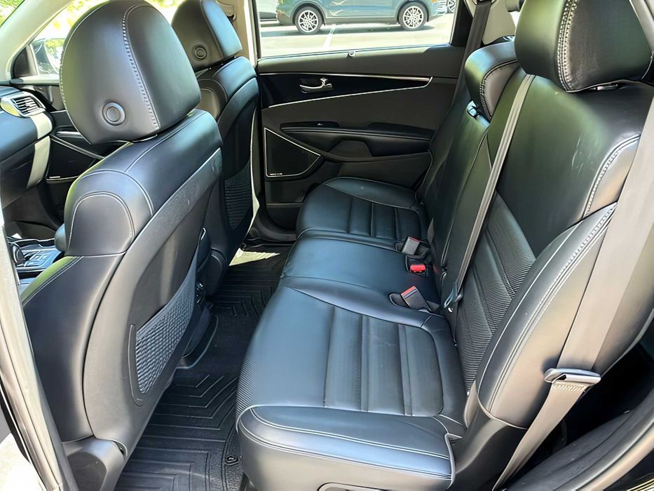 Kia Sorento      2019