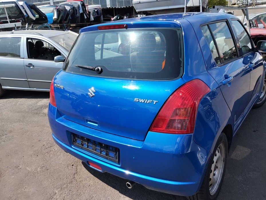 Suzuki Swift MK6 1.3i 5D 2006r.Lampa tylna prawa.