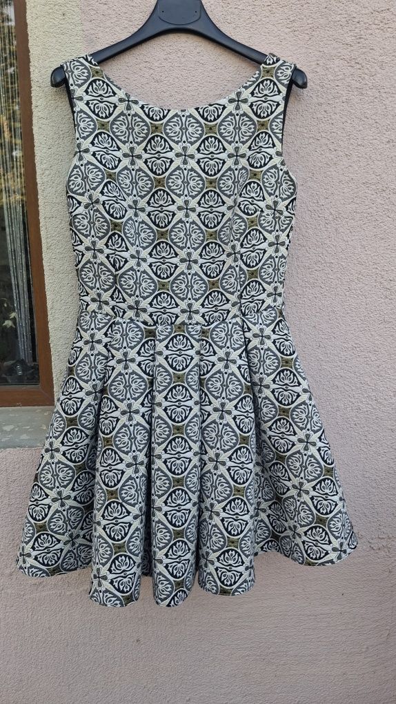 Sukienka rozmiar XS