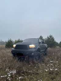 Toyota Tundra 5.7