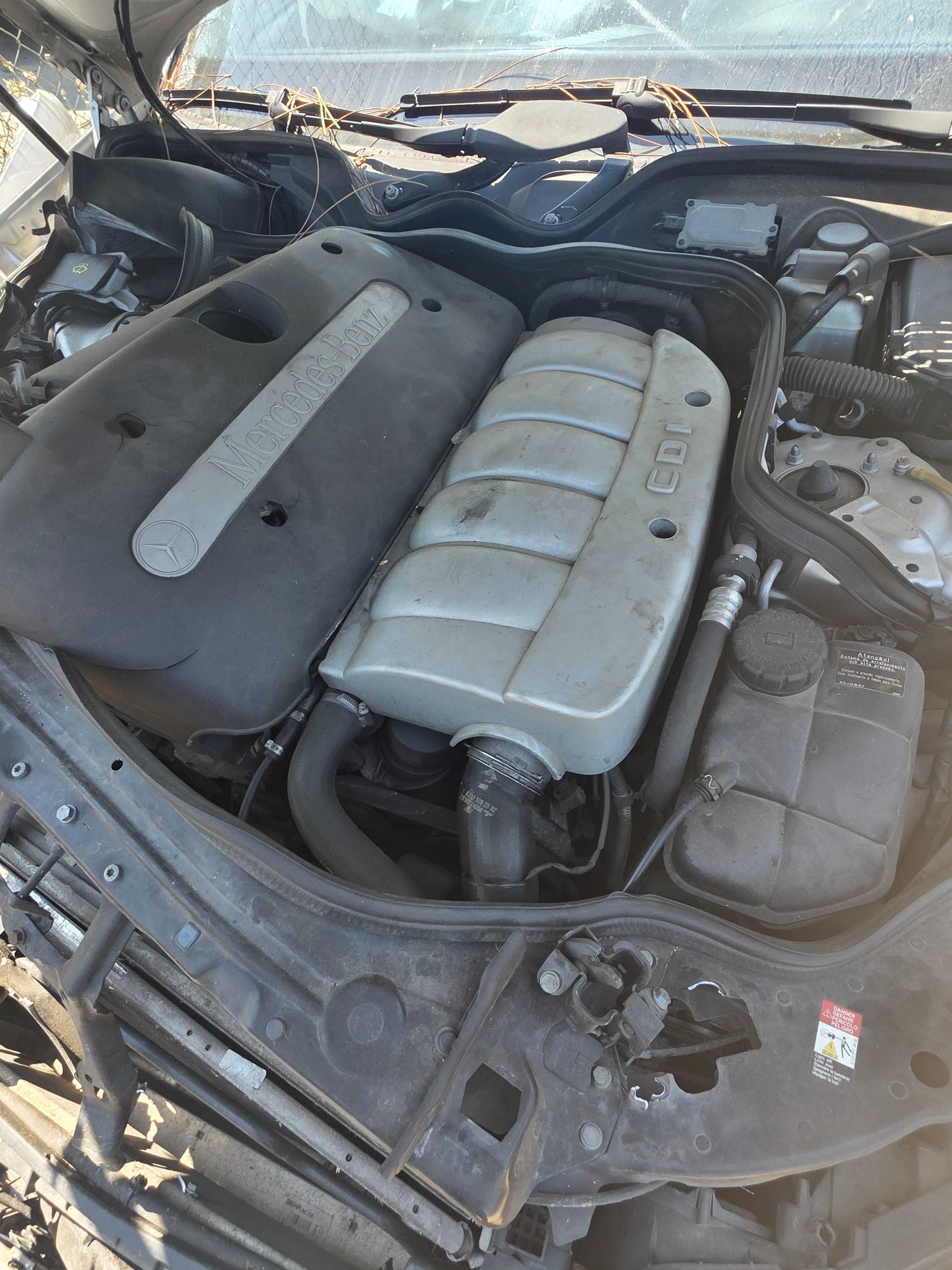 Mercedes E270 Cdi Avanguard acidentado