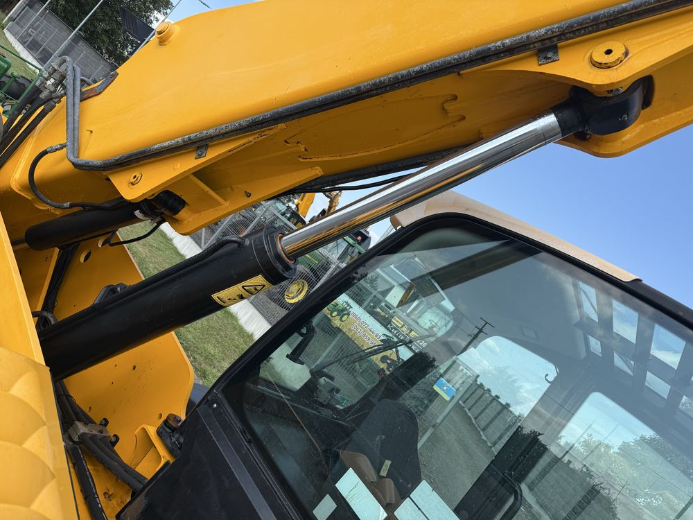 JCB 535-125 2016рік 3300годин