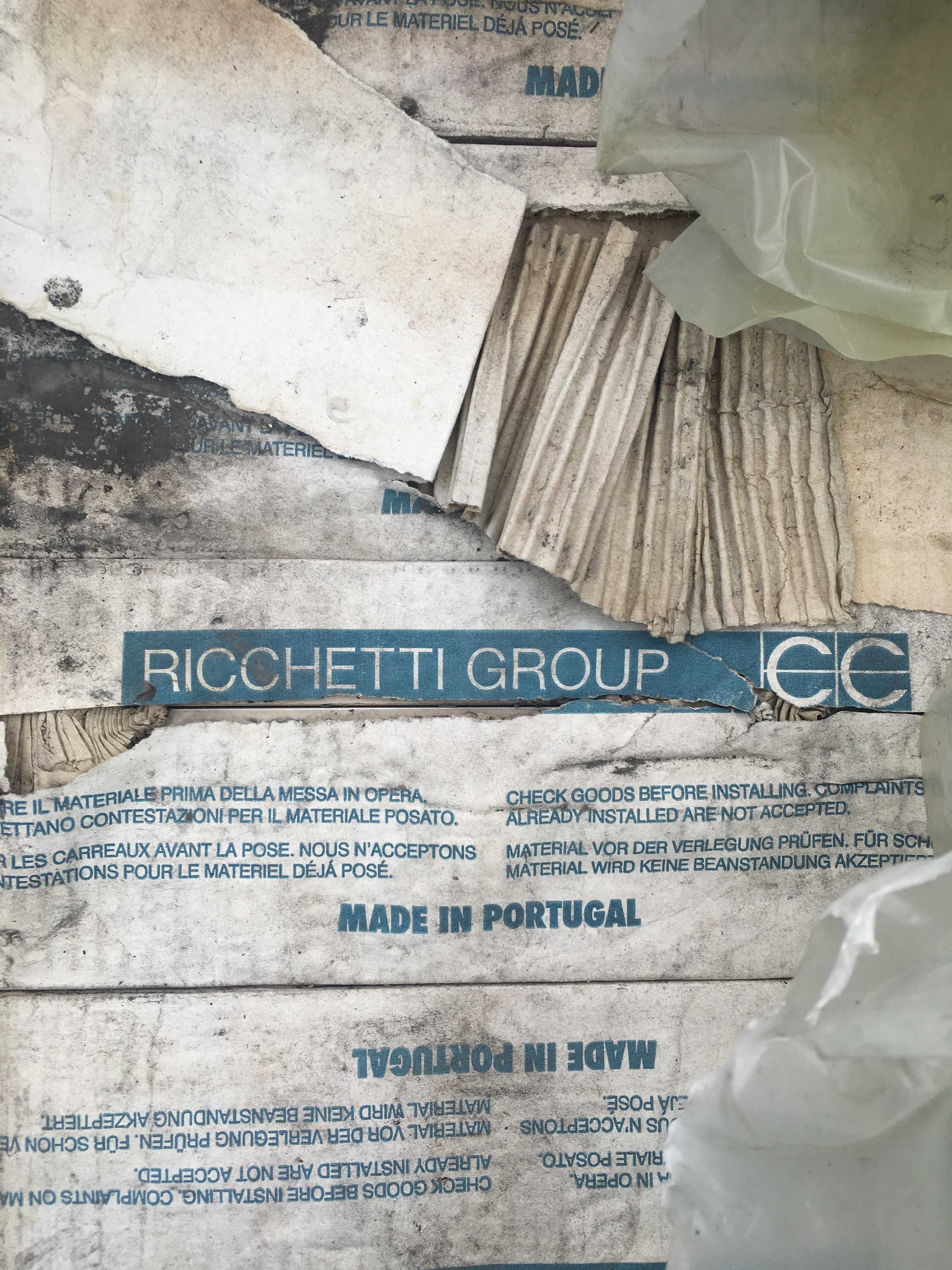 Gres / płytka podłogowa liberty avorio 32x32 firmy RICCHETTI