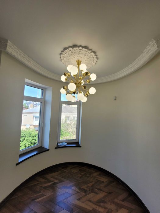 Продаж будинку біля центру та парку Шевченка