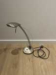 Lampa biurkowa mosiezna srebrna