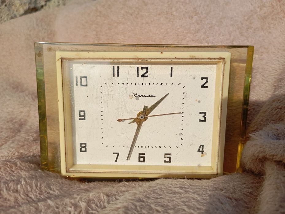 Будильник часів срср робочий!