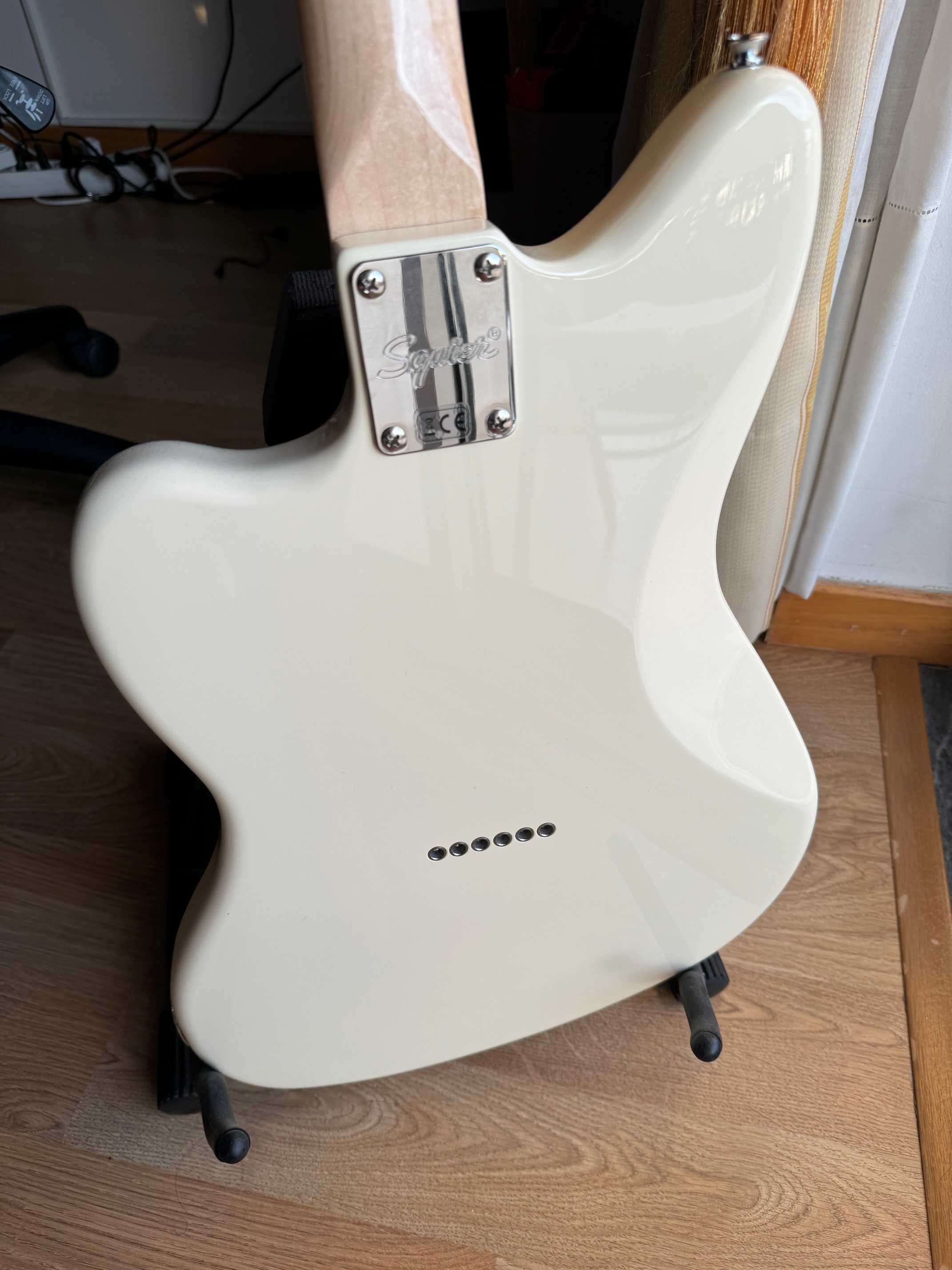 Squier Paranormal Series Offset Telecaster - Olympic White