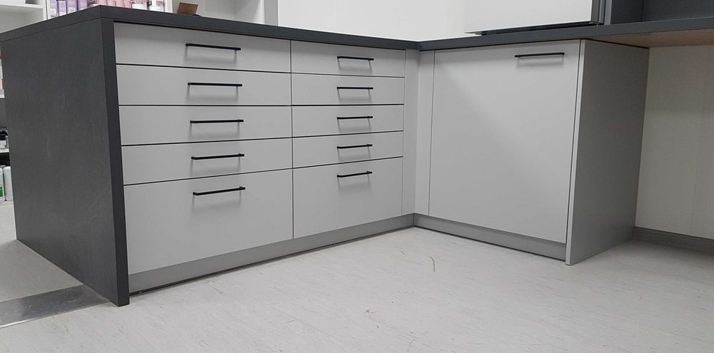 Meble na wymiar, Biurowe, Kuchnie, Szafy, Komody, Na zamówienie