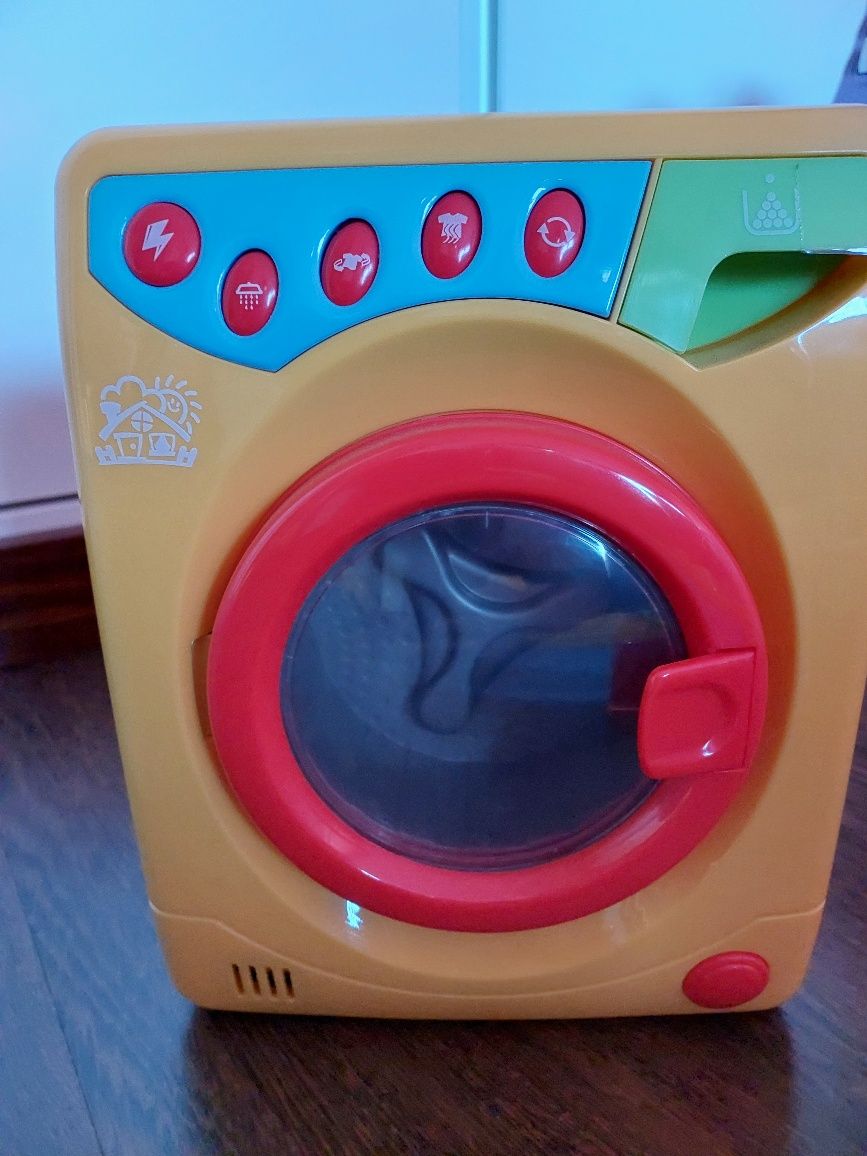Maquina lavar, tabua passar e microondas