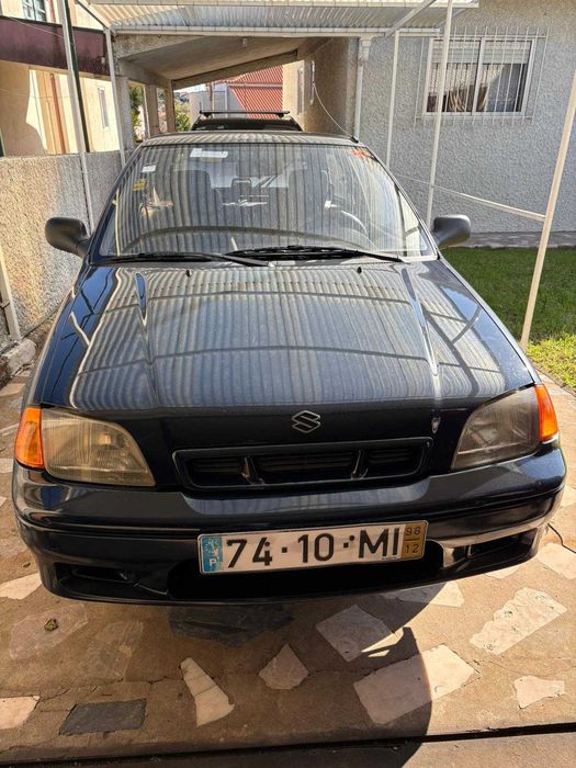 Suzuki Swift com poucos km e em boas condições