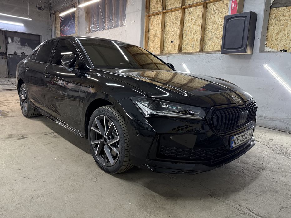 Тонування авто та бронювання фар