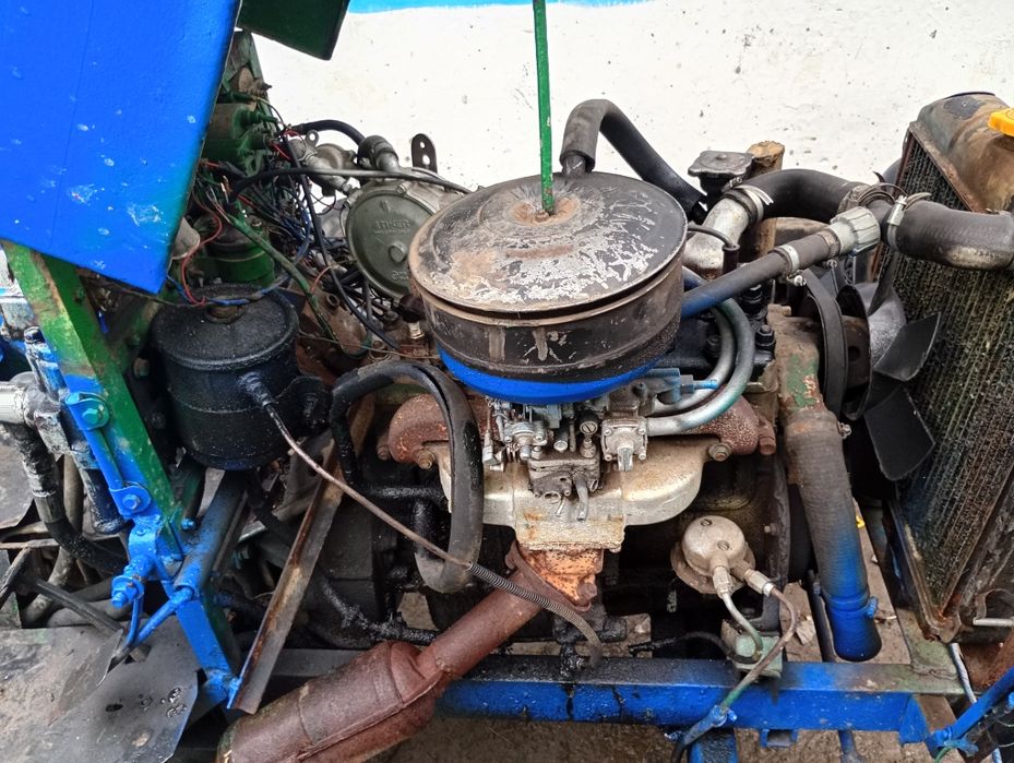 Продам терміново трактор