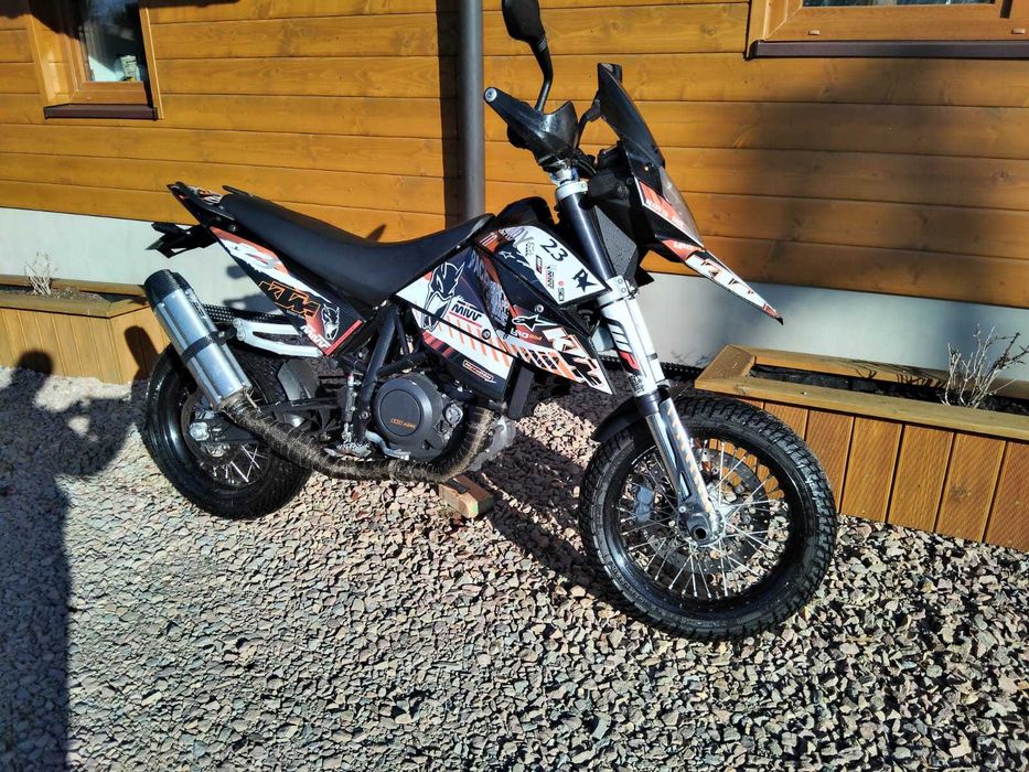 KTM 690 SM supermoto