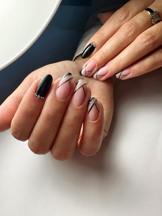 Paznokcie hybrydowe i żelowe