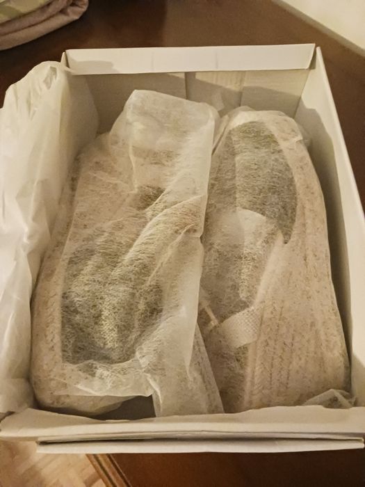 Sandalias cunha, tamanho 36