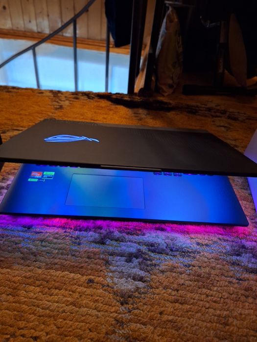 Laptop Rog strix g17