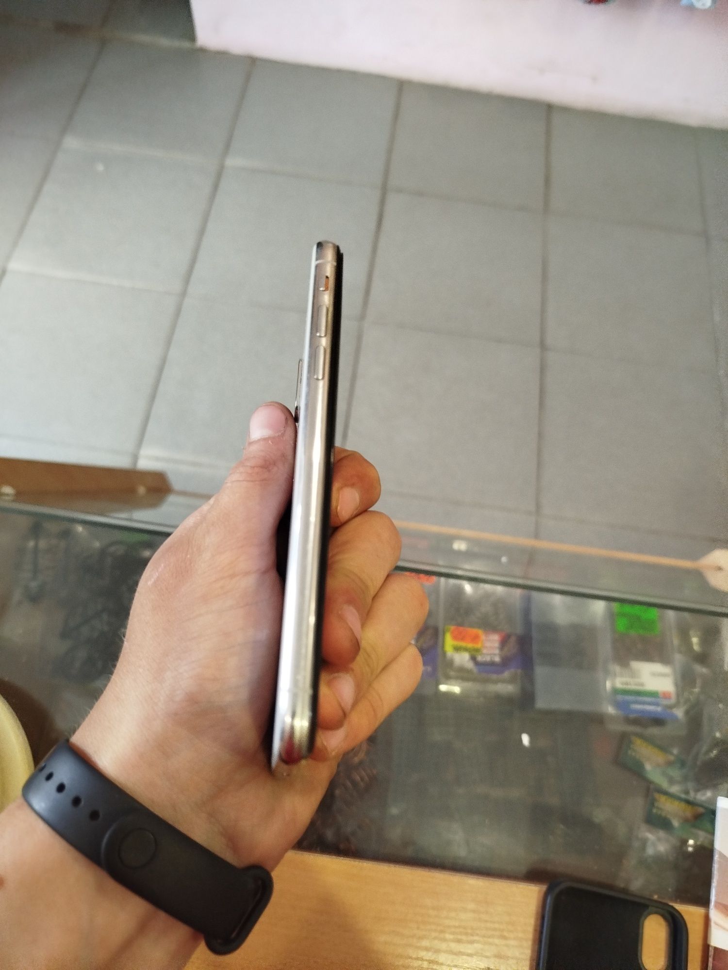 Продам айфон 10 X