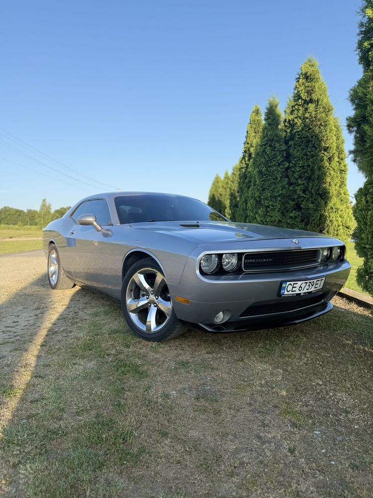 Dodge Challenger 2013 oldschool car