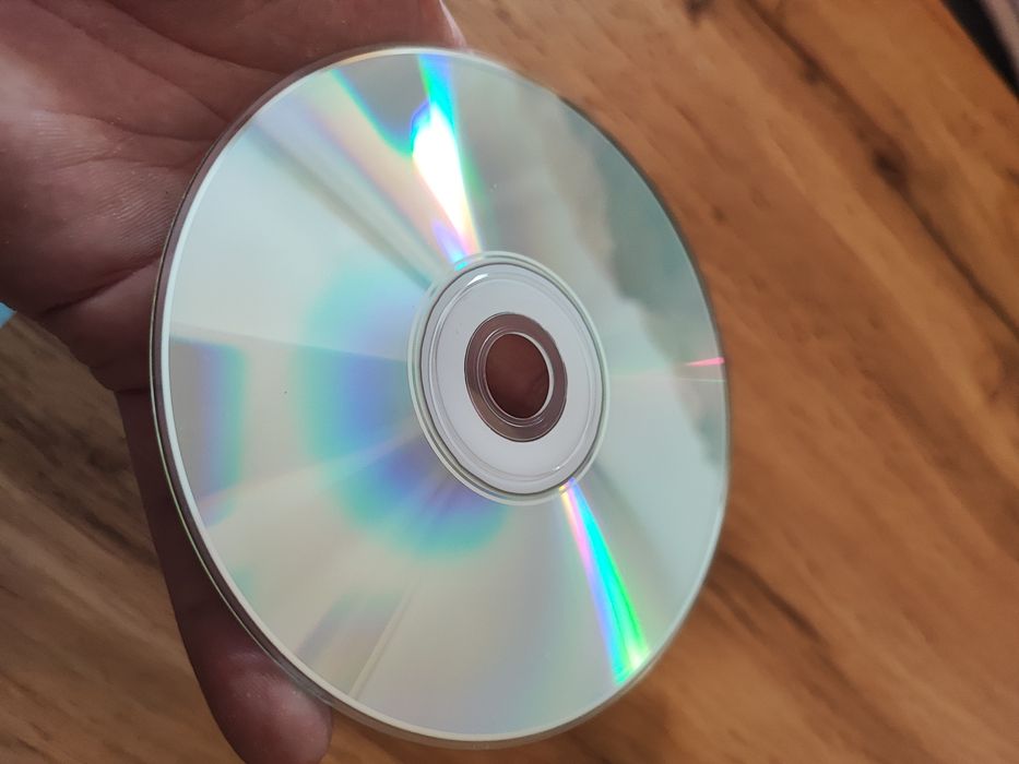 12 czystych płyt CD-R