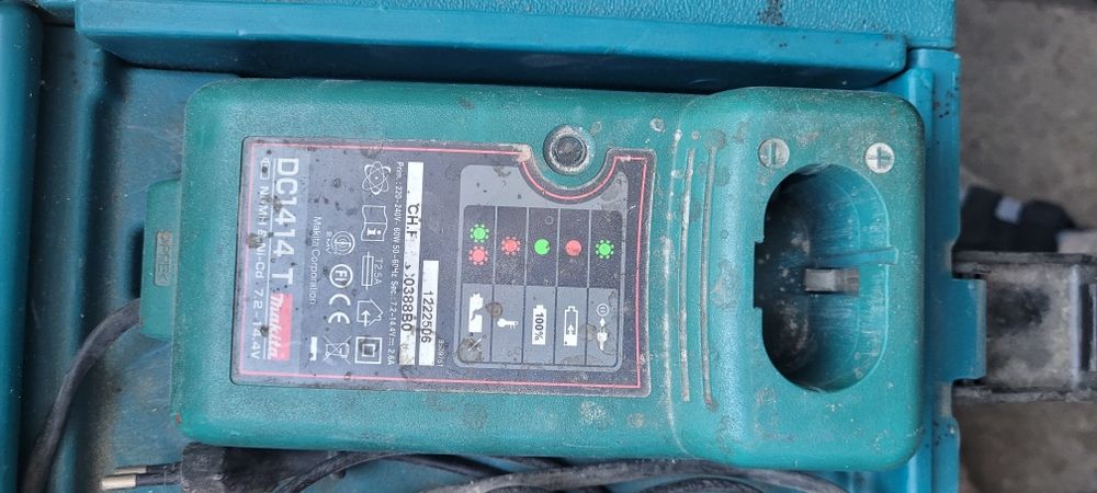 Wkrętarka makita 12v