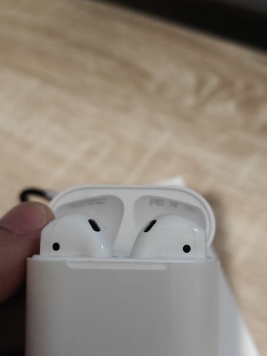 Apple airpods 2 оригинал