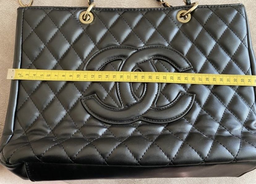 Дуже стильна сумка Chanel