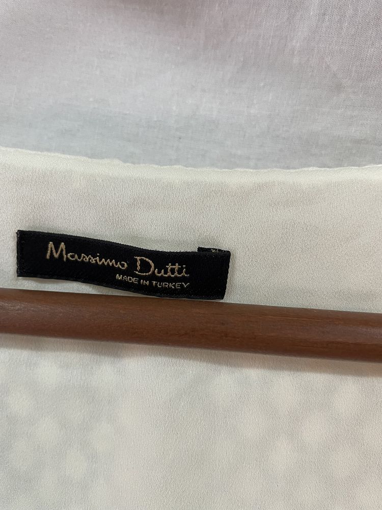 Vestido e camisa MASSIMO  DUTTI