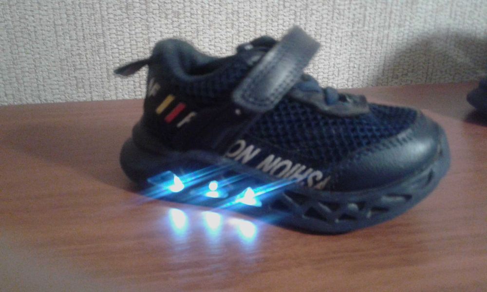 Детская обувь р-р 21, 22, 23