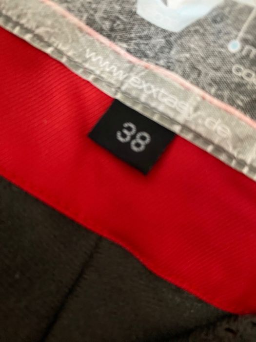 Продам гірськолижний костюм