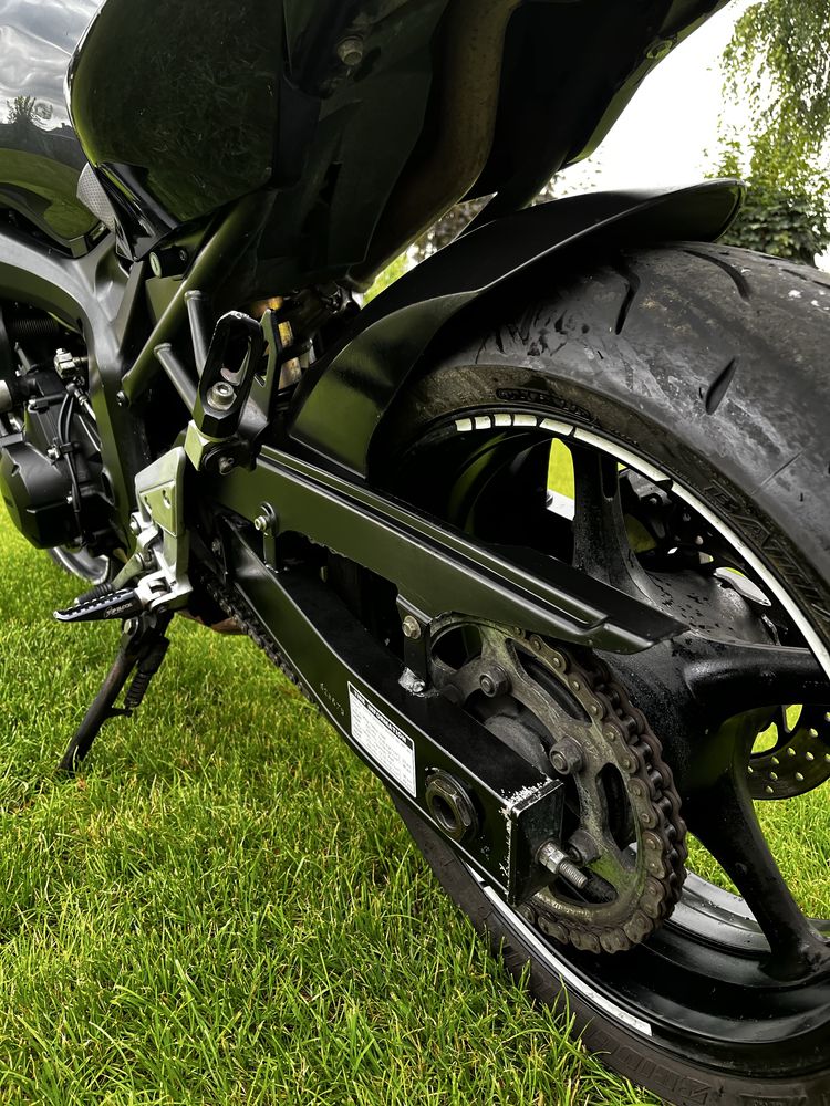Yamaha FZ6N Black Edition