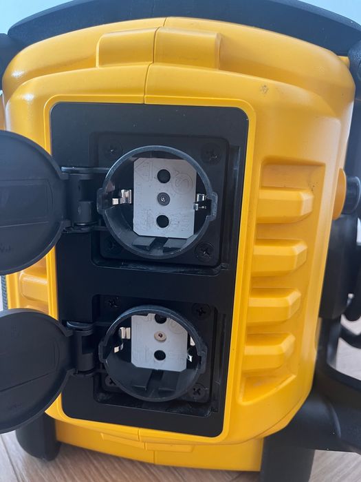 Radio Dewalt DCR027 Budowlane Ładowarka