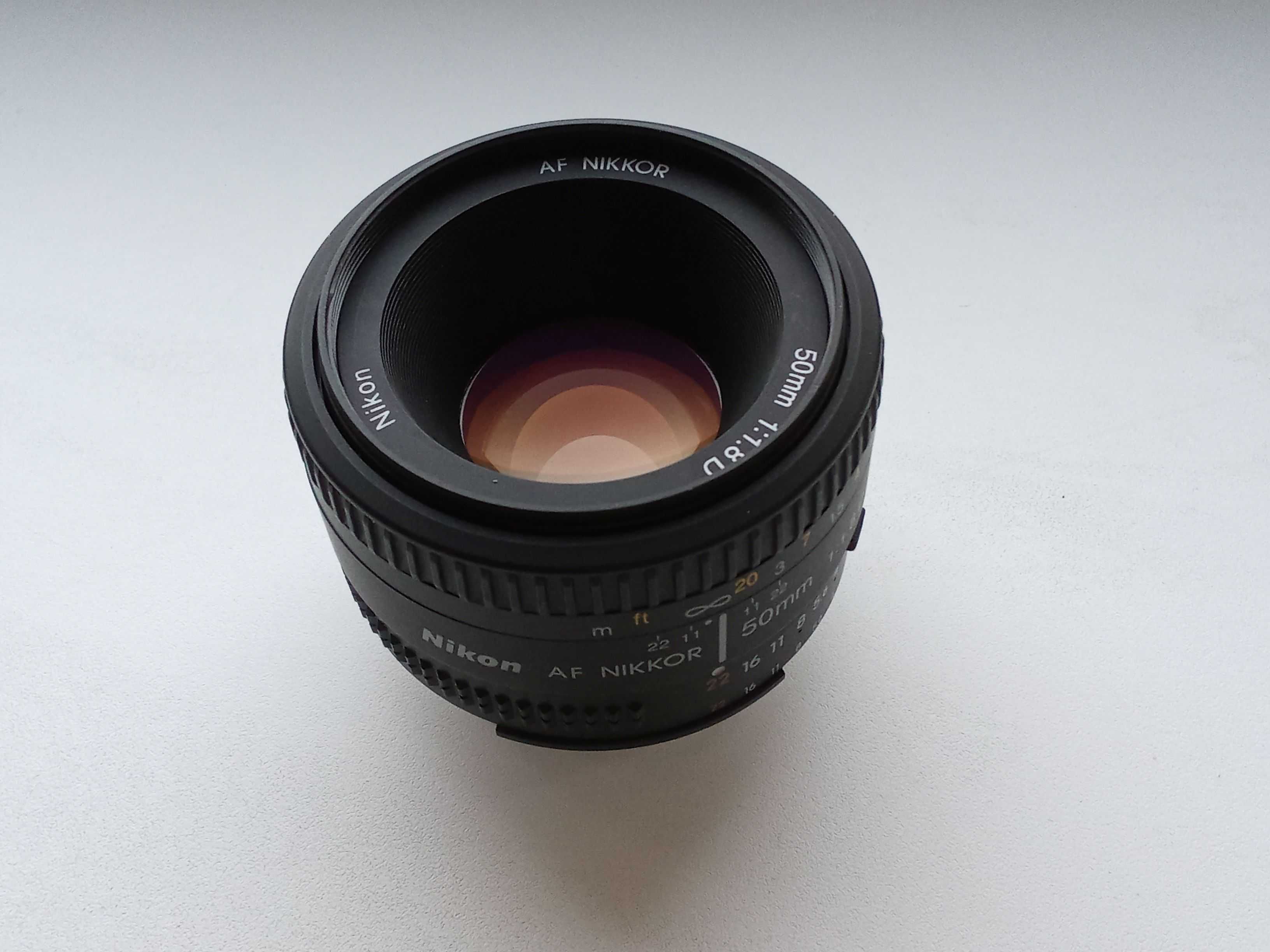 Obiektyw Nikkor 1,8D 50mm jak nowy