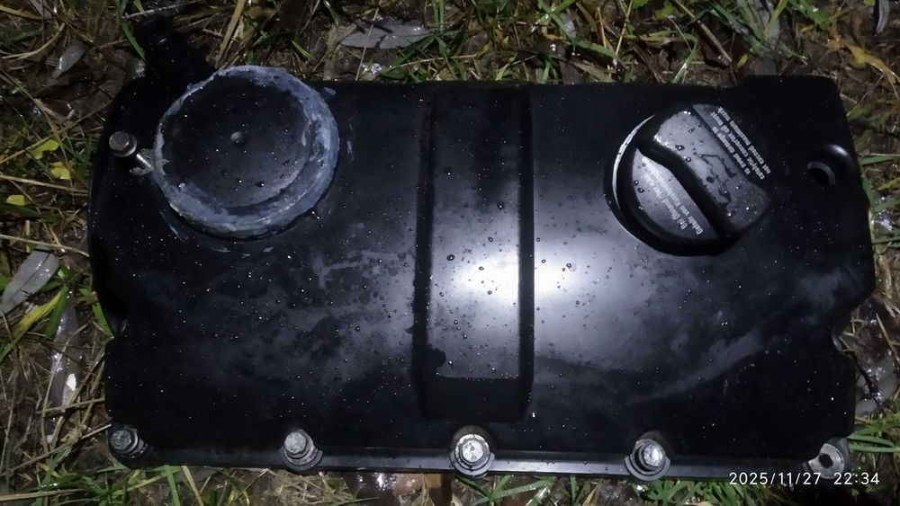 Клапанная крышка VW, Audi