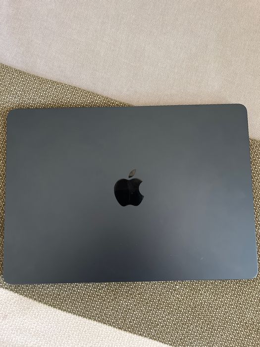 MacBook Air M2 (2022) 8GB