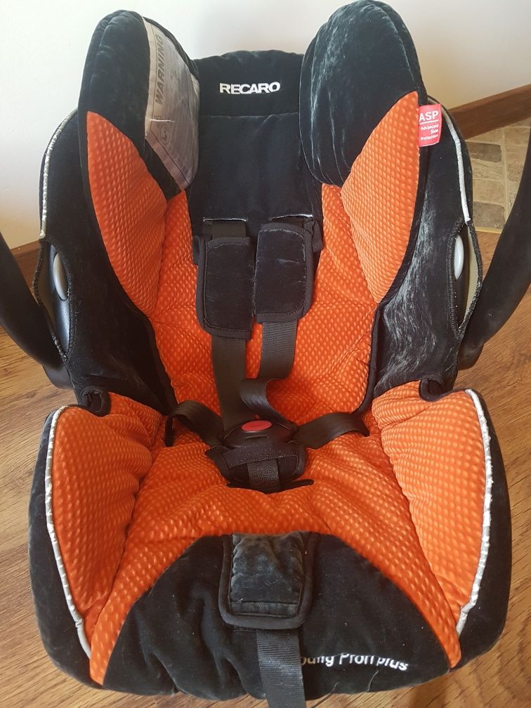 Fotelik samochodowy Recaro Young Profi Plus