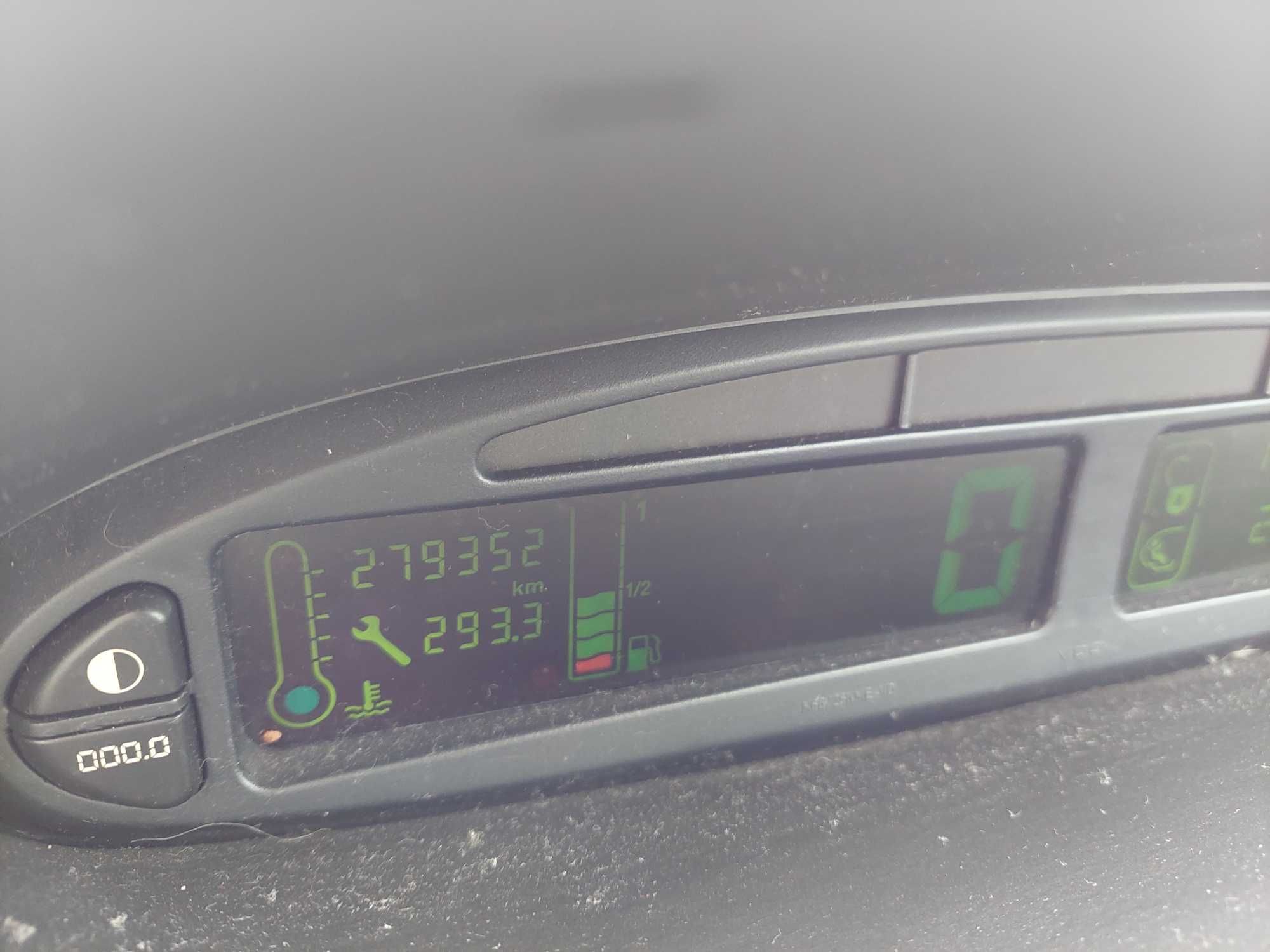 Citroen Xsara Picasso 1.6 HDi 110KM 2005, Klima