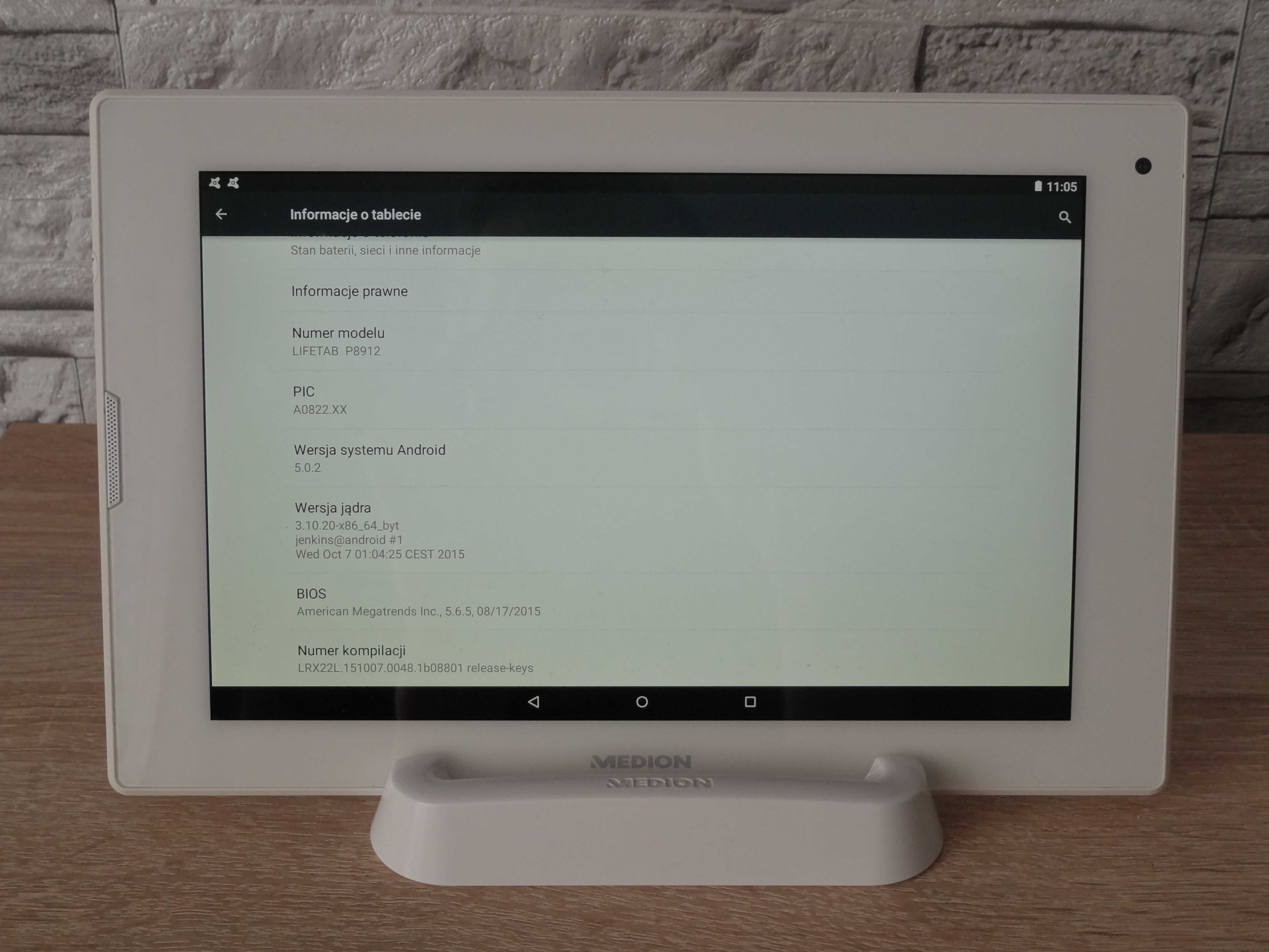 Medion P8912 Tablet 8,9" IPS FHD 2/32GB HDMI GPS Intel Biały Akcesoria