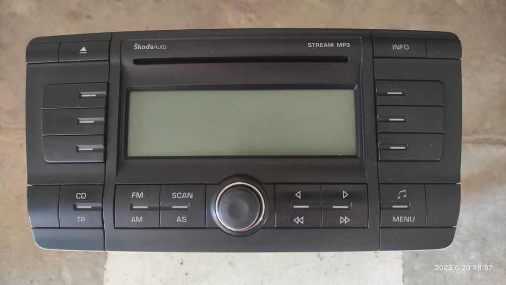 Магнітола Skoda A5
