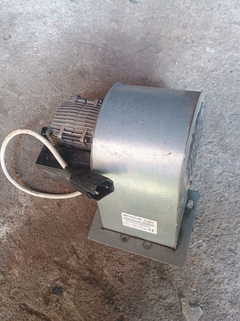 Dmuchawa do pieca na ekogroszek METRIX