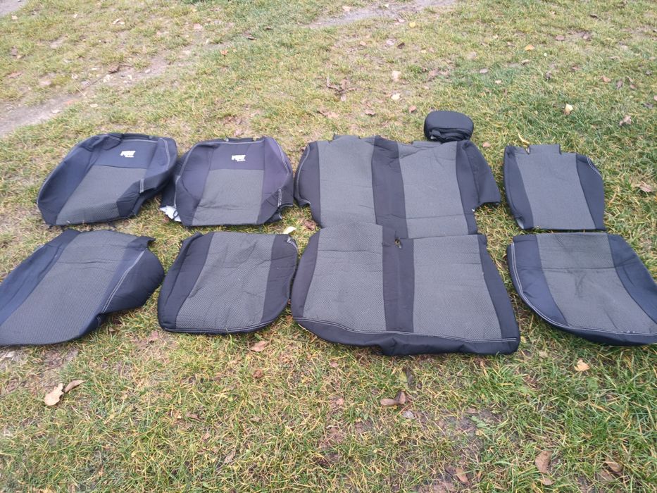 Автомобільні чохли на сидіння Фіат Добло