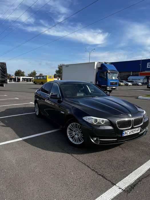 Продаю власне авто бмв ф 10