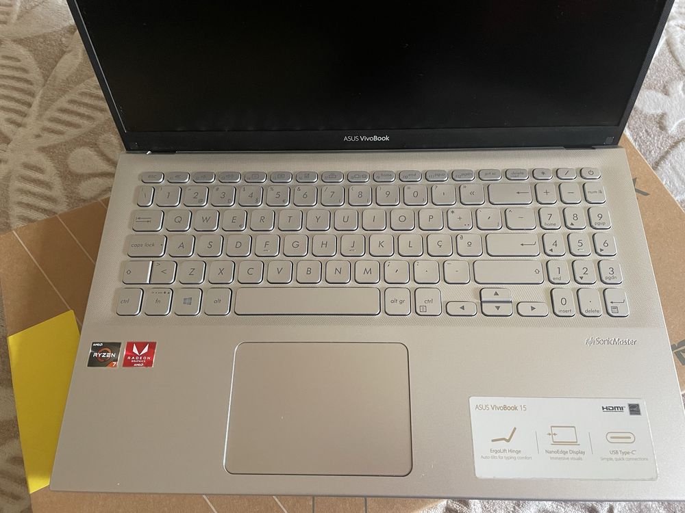 Portatil Asus Vivobook 15