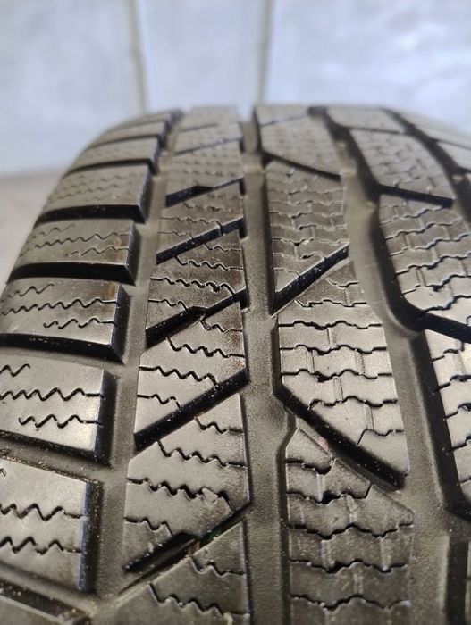 Continental 205/55/16 Para Zima 19r